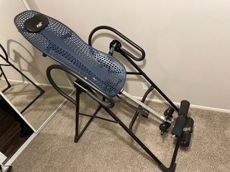 Inversion table