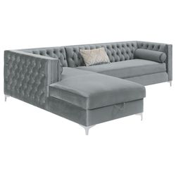 2 pc Silver Sectional  Delivery Included 