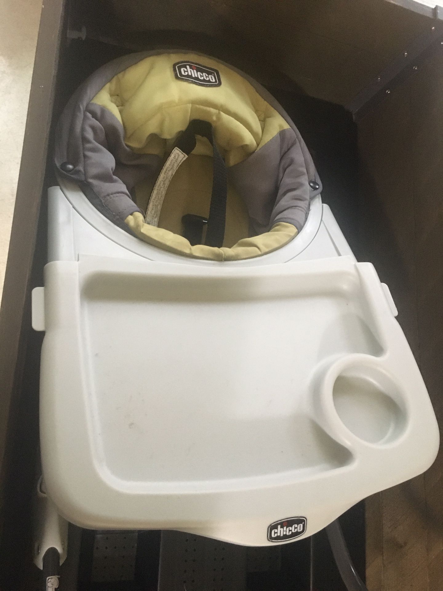 Chicco 360 Table High chair