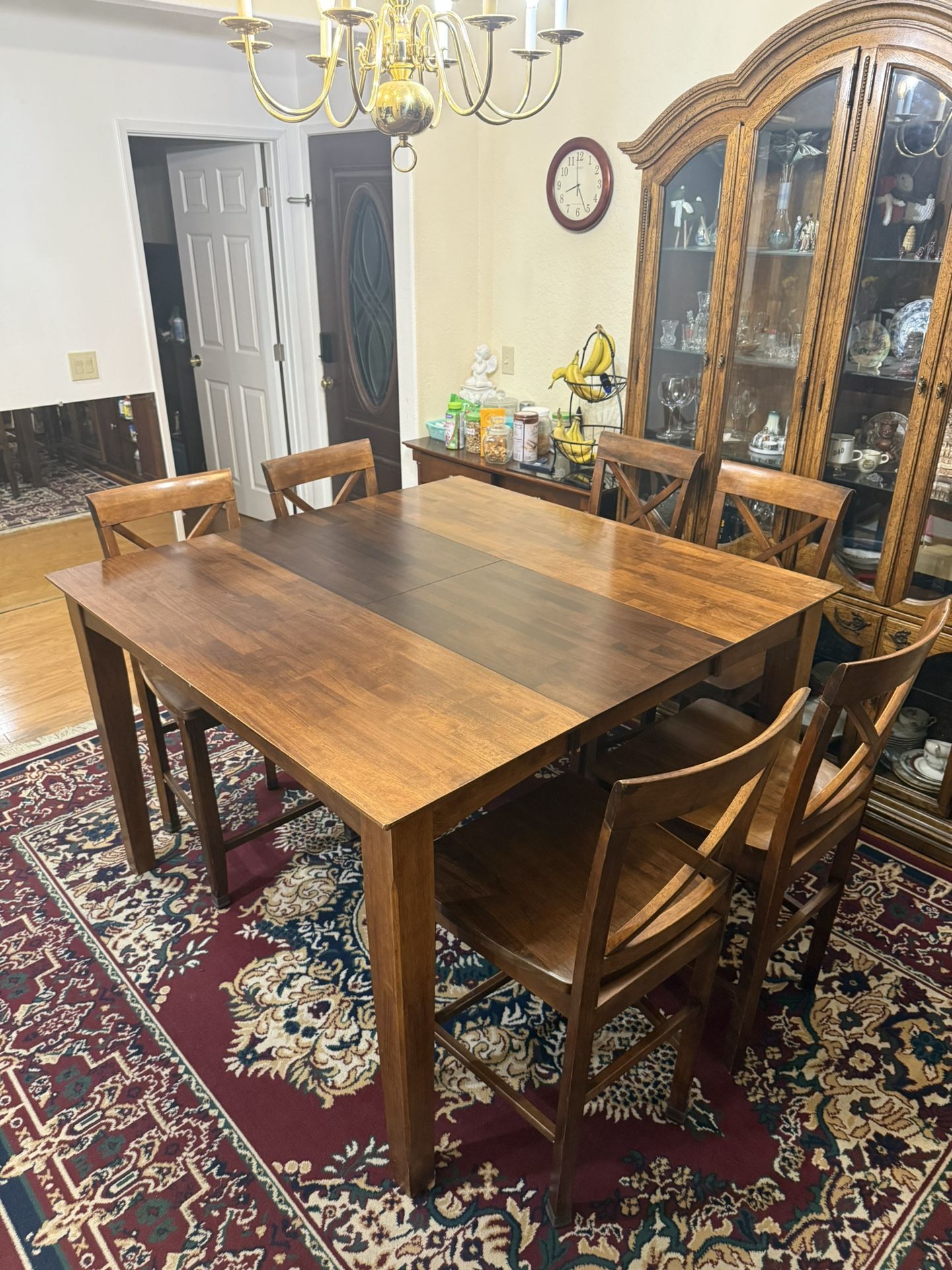 Counter Height Dining Table w/ Leaf and Chairs
