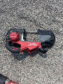 Bandsaw and saw