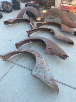 A lot of 1936 fenders