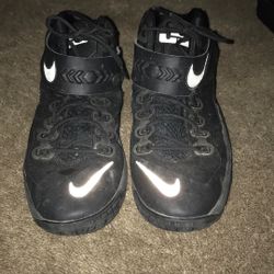 Nike Lebron Shoes Size 7 Mens