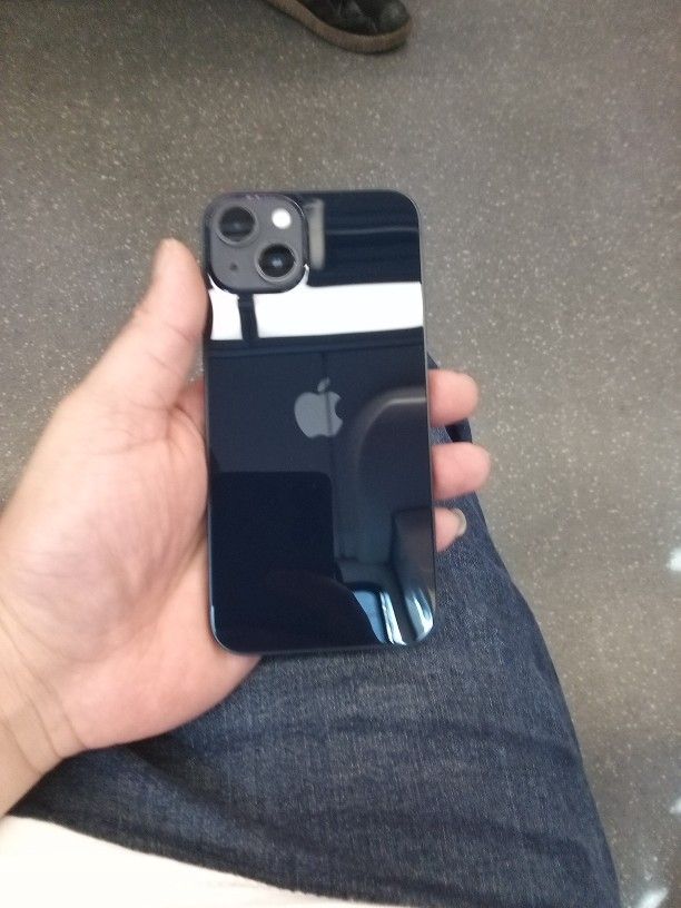 iPhone 13