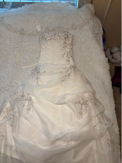 Wedding dress size 10