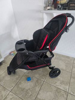 Black stroller baby trend