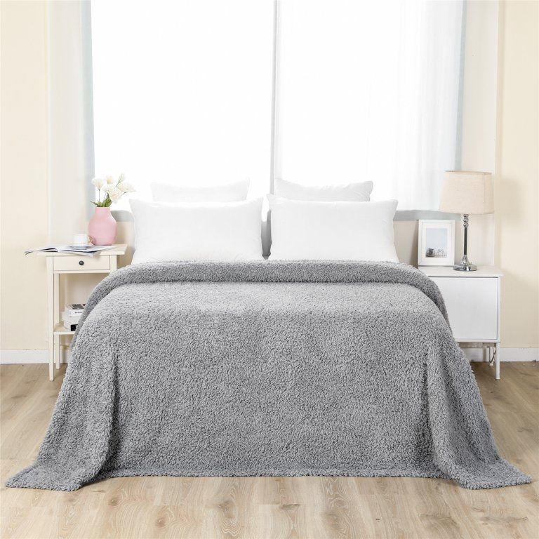Mainstays Grey Solid Print 100% Polyester Bed Blanket, King, Machine Washable
