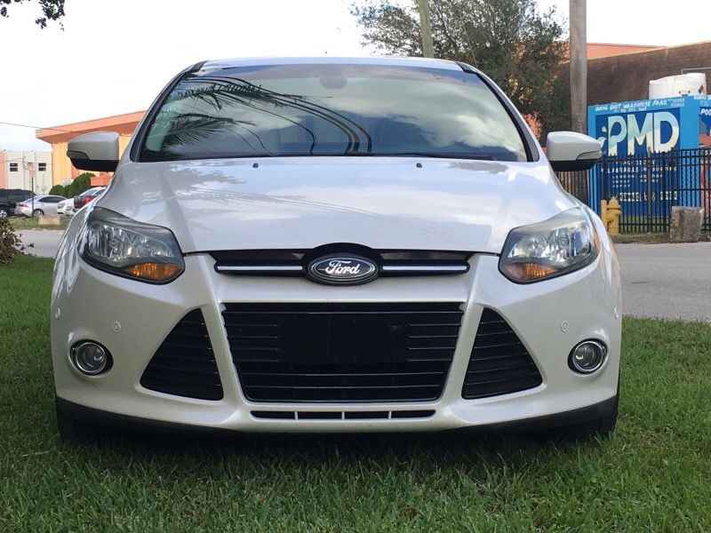 2012 ford focus titanium