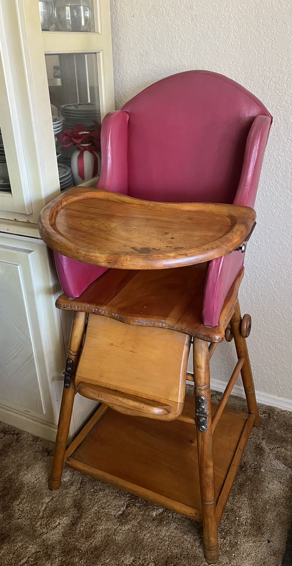 High Chair Vintage