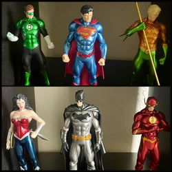 Justice League Figures 
