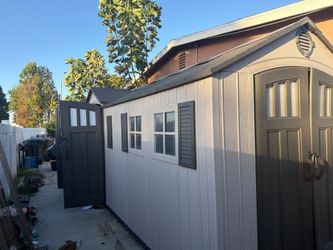 Tengo esta casa como nueva en $1650 en Anaheim tiene q desarmar. Cualquier interesado llame (contact info removed)
