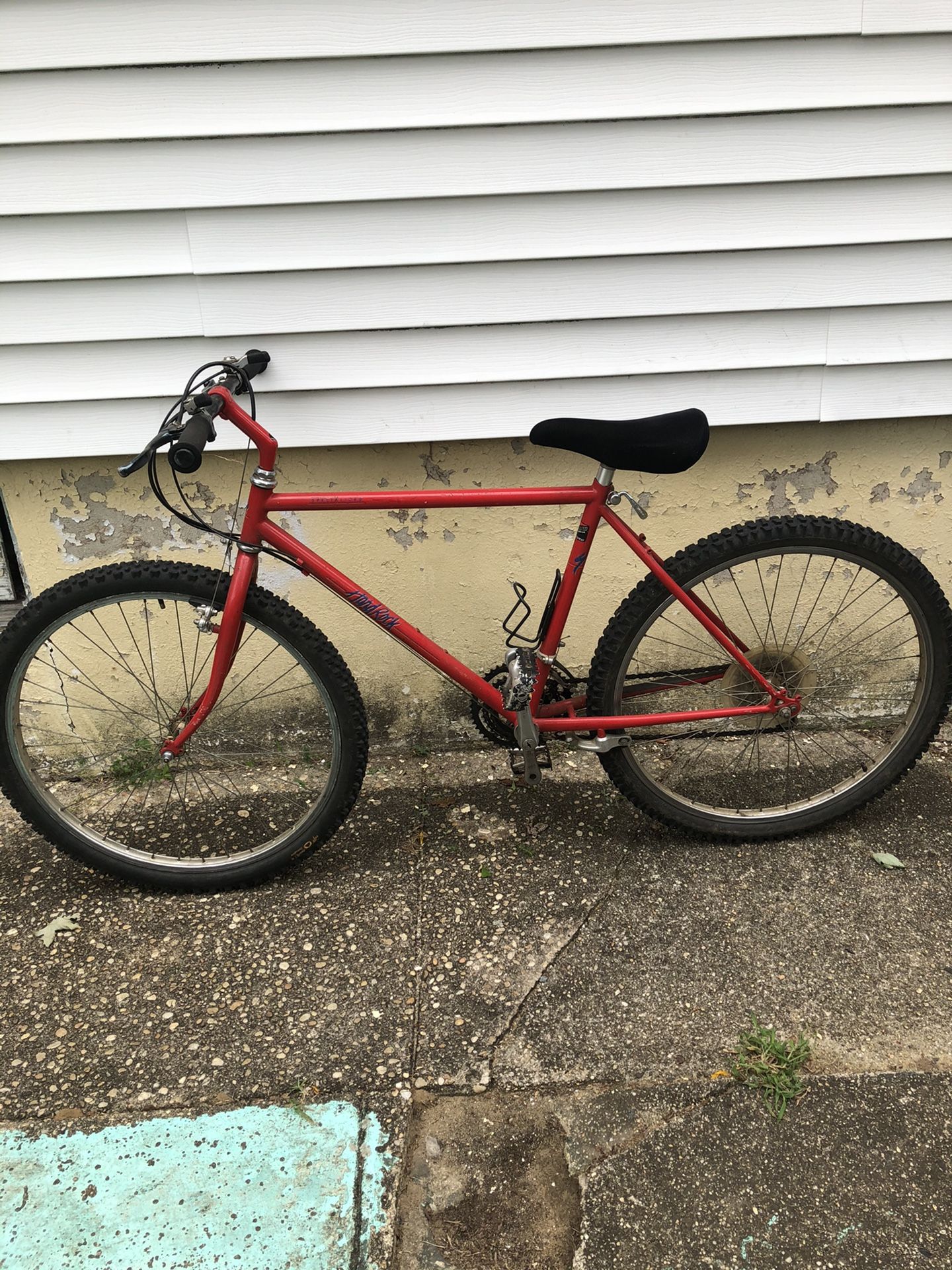 Specialized Stomp Jumper 26in Bike