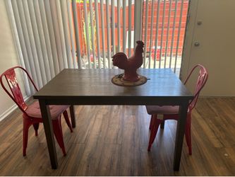 Dining table& chairs