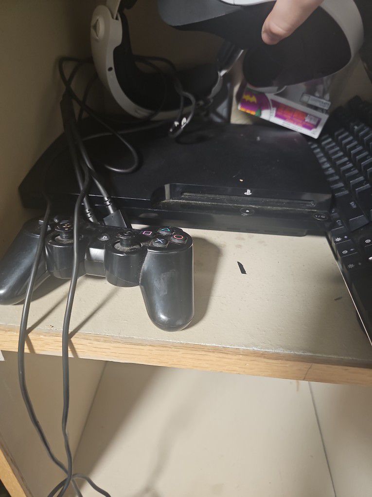 PS3 Slim With 8 Games, See Pics