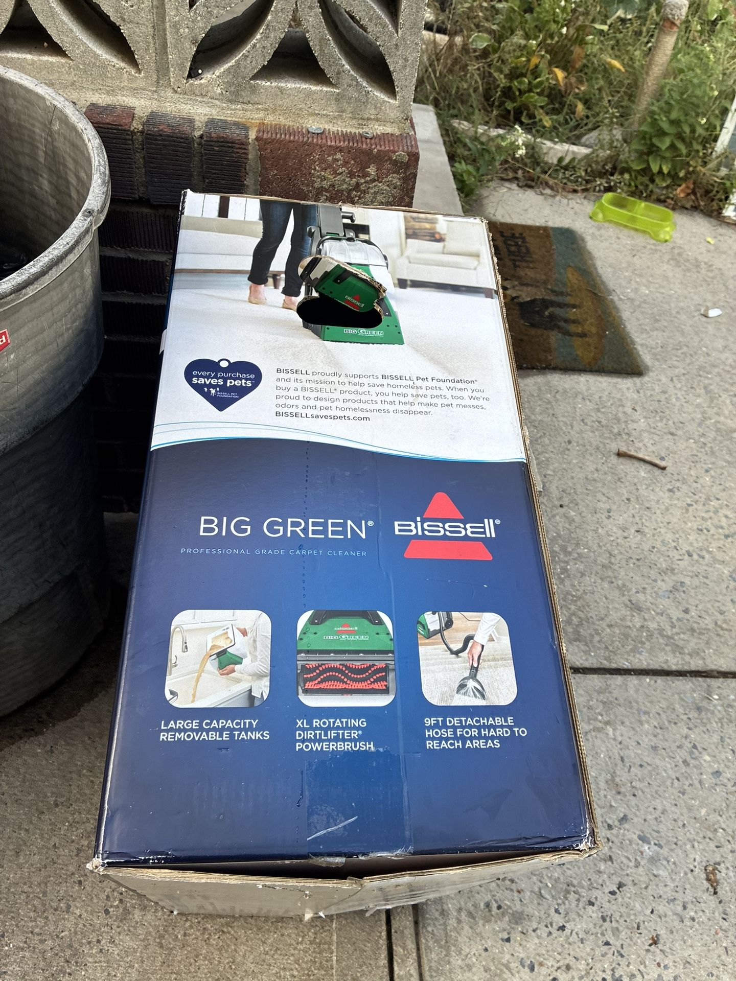 New BISSELL BIG GREEN