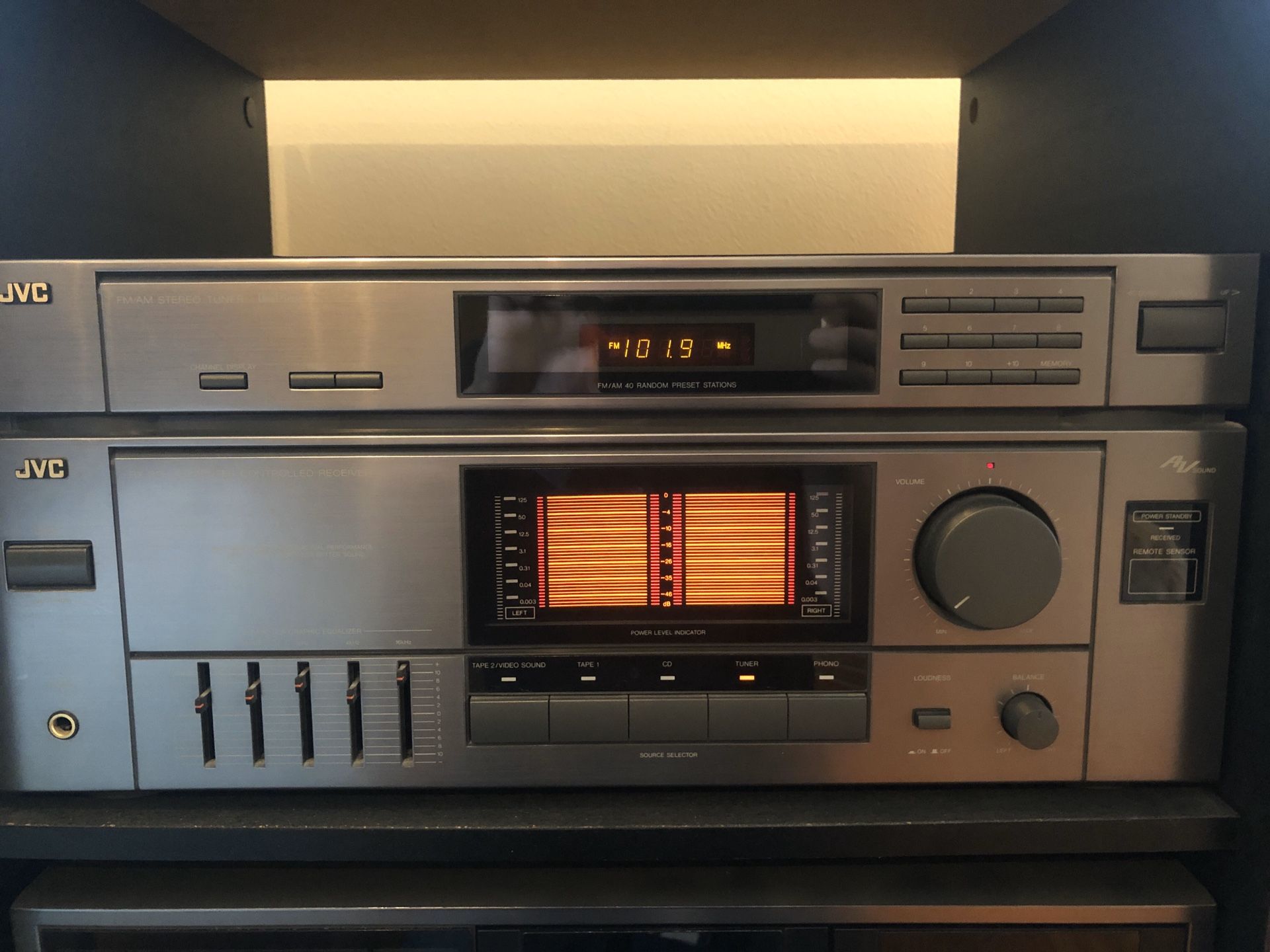 Vintage 1992 JVC Stereo System w/console, CD Player, Dual Cassette Player, AM/FM Stereo Receiver w/Remote! 2-36” Tower Speakers Included!! Excellent