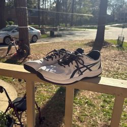 UpCourt 6 ASICS Volleyball Shoes