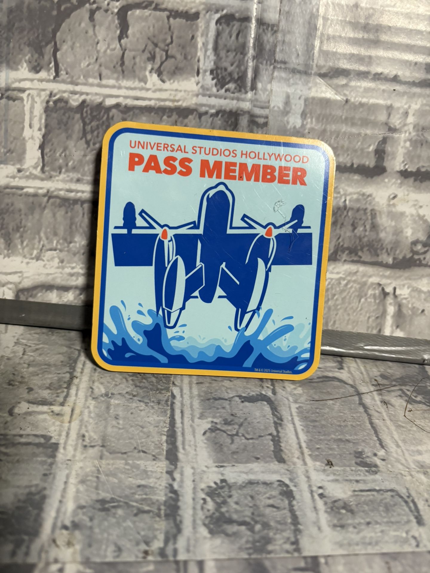 Universal Studios Hollywood 2025 Pass Member Exclusive WaterWorld Magnet (1C)