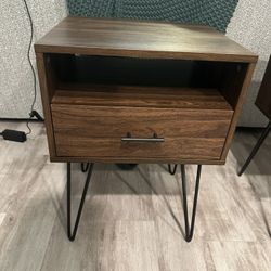 Side/End Tables