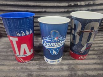 Dodgers cups