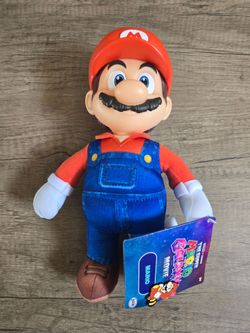 Mario Galaxy Plush w/Pin