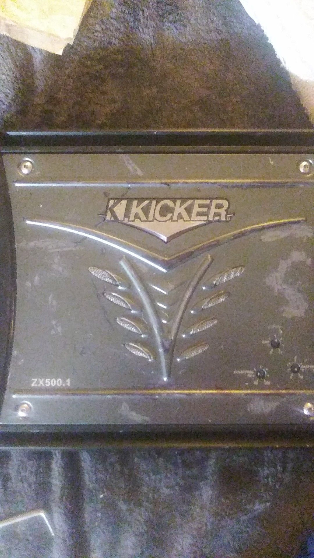 Kicker zx 500.1 amplifier