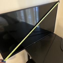 40 Inch Vizio Smart TV + Mount