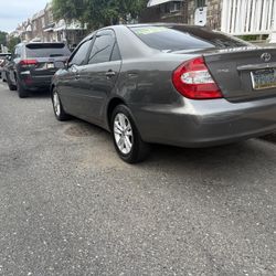 Toyota Camry 2004 nothing wrong no lights on everything works great condition daily use is not from auction