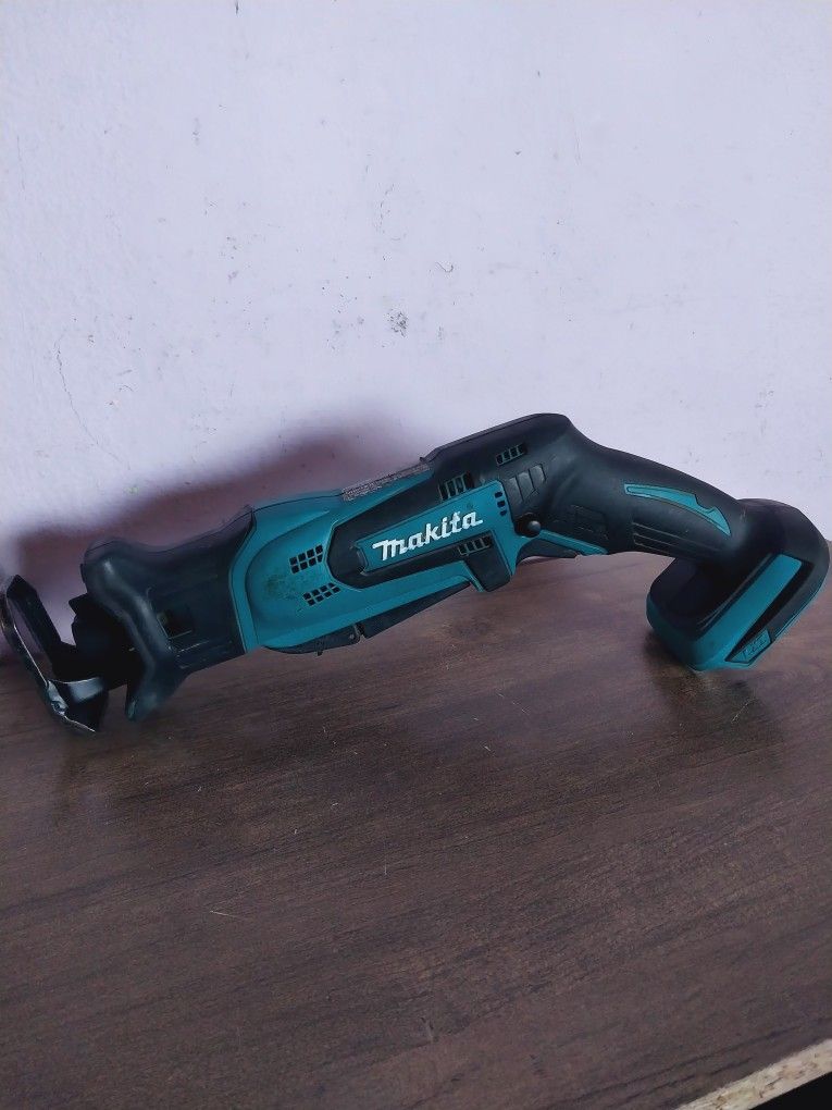 SAWSALL MAKITA LXT