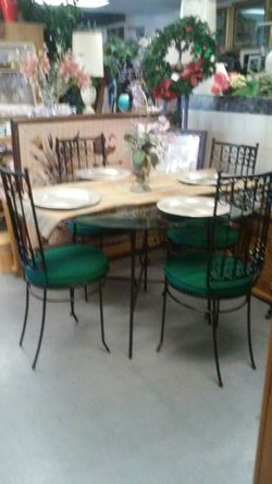 Vintage Iron dining set