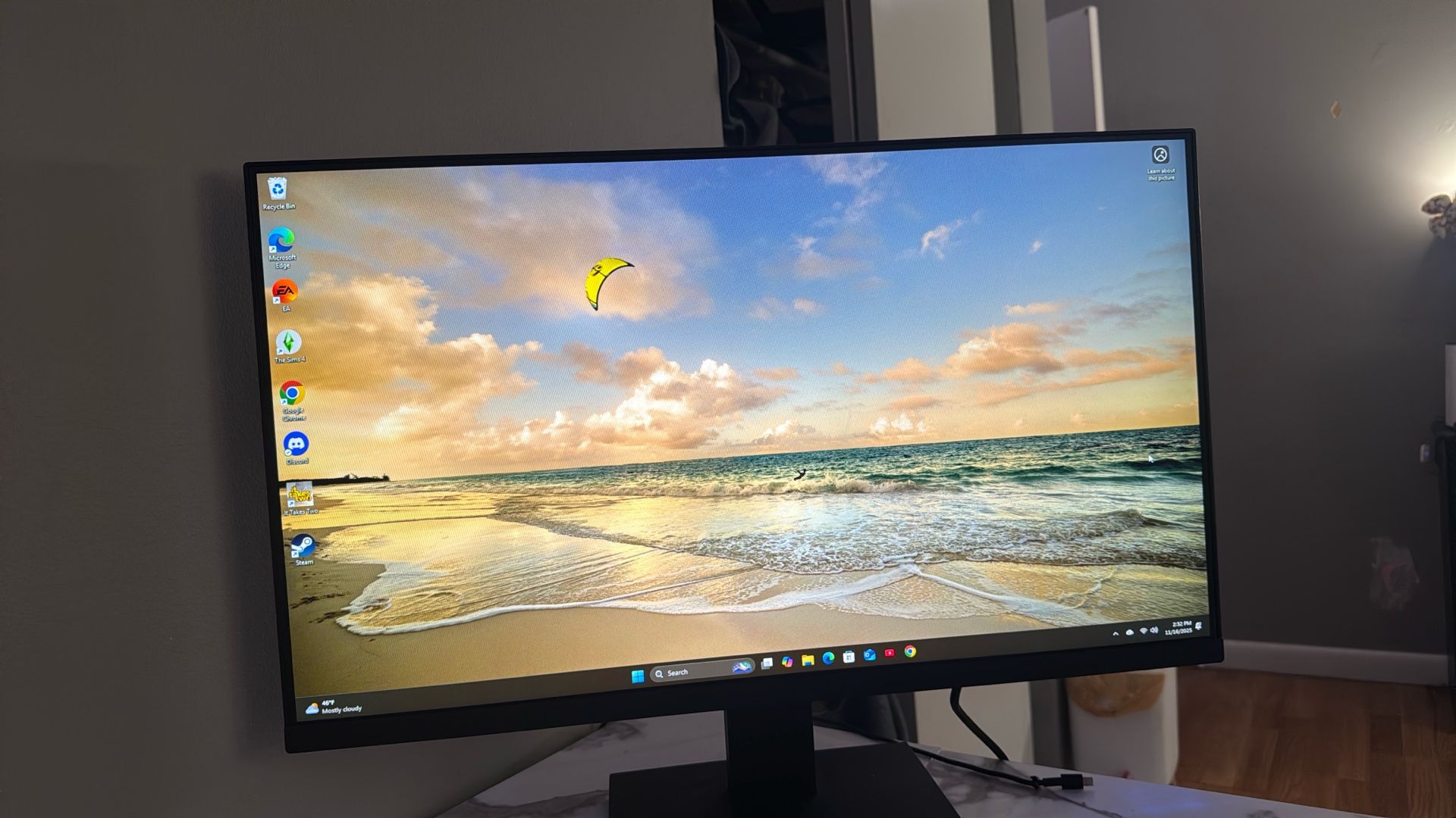 27’’ Monitor 