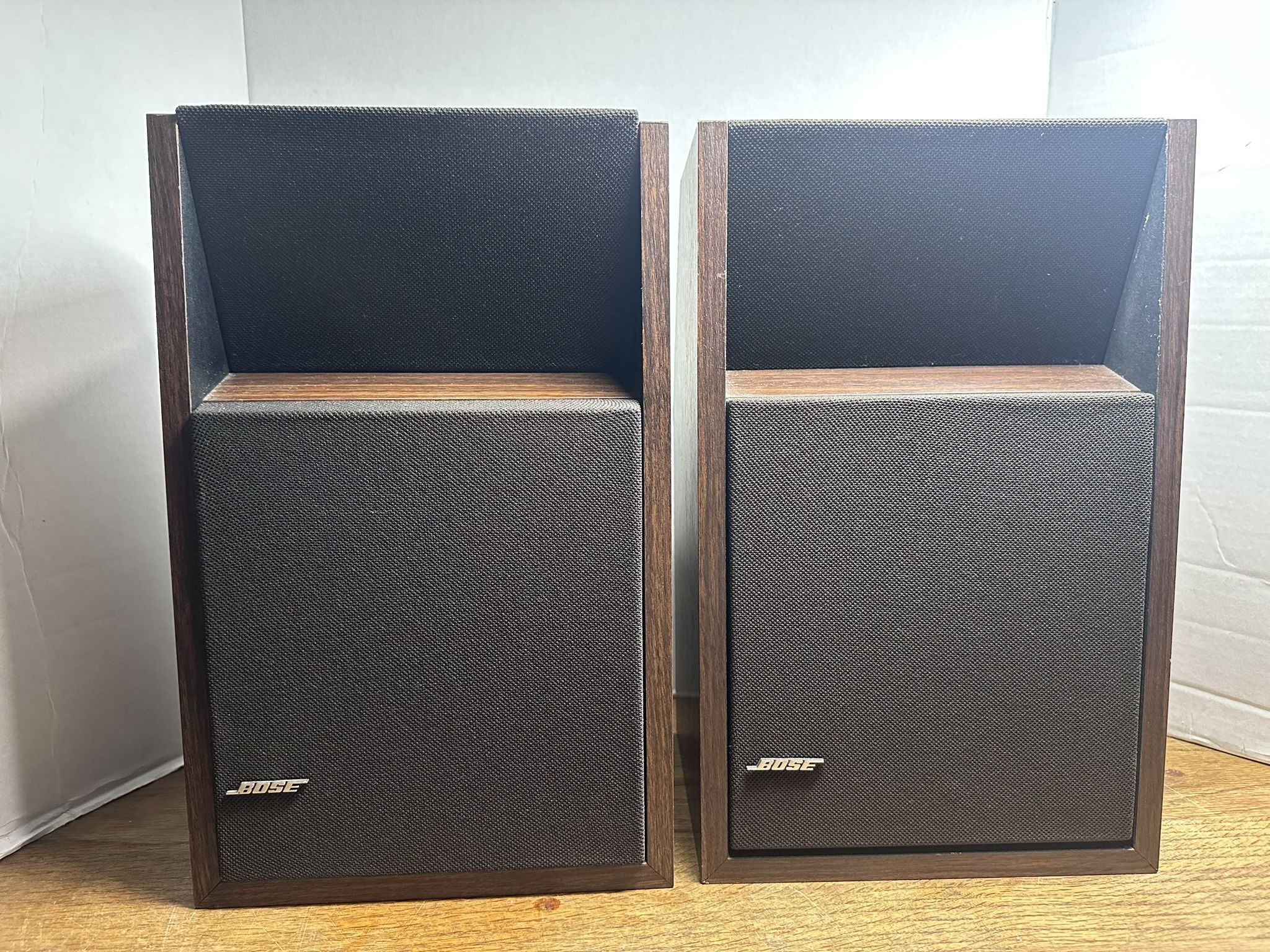 BOSE (PAIR) 201 Series II Walnut Wood Speakers