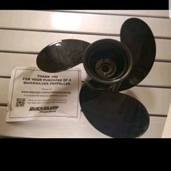 Quicksilver Prop 9.25× 7p