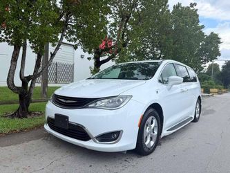 2018 Chrysler Pacifica Hybrid