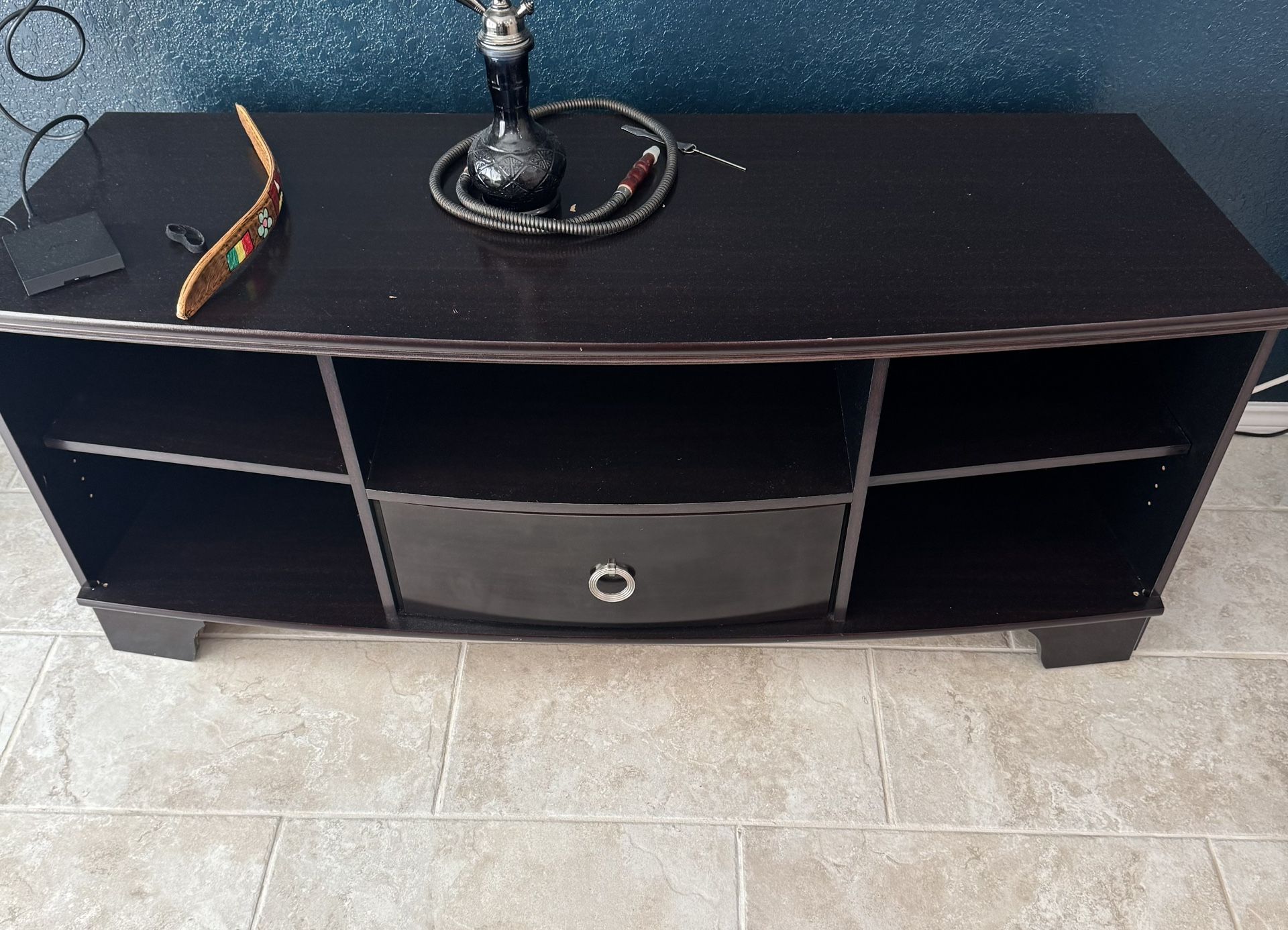 TV Stand With Shelves