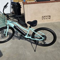 FEMALE NEW WAVE ELECTRIC BIKE MAKE OFFER