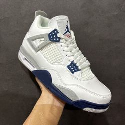 Air Jordan 4 Retro Midnight Navy