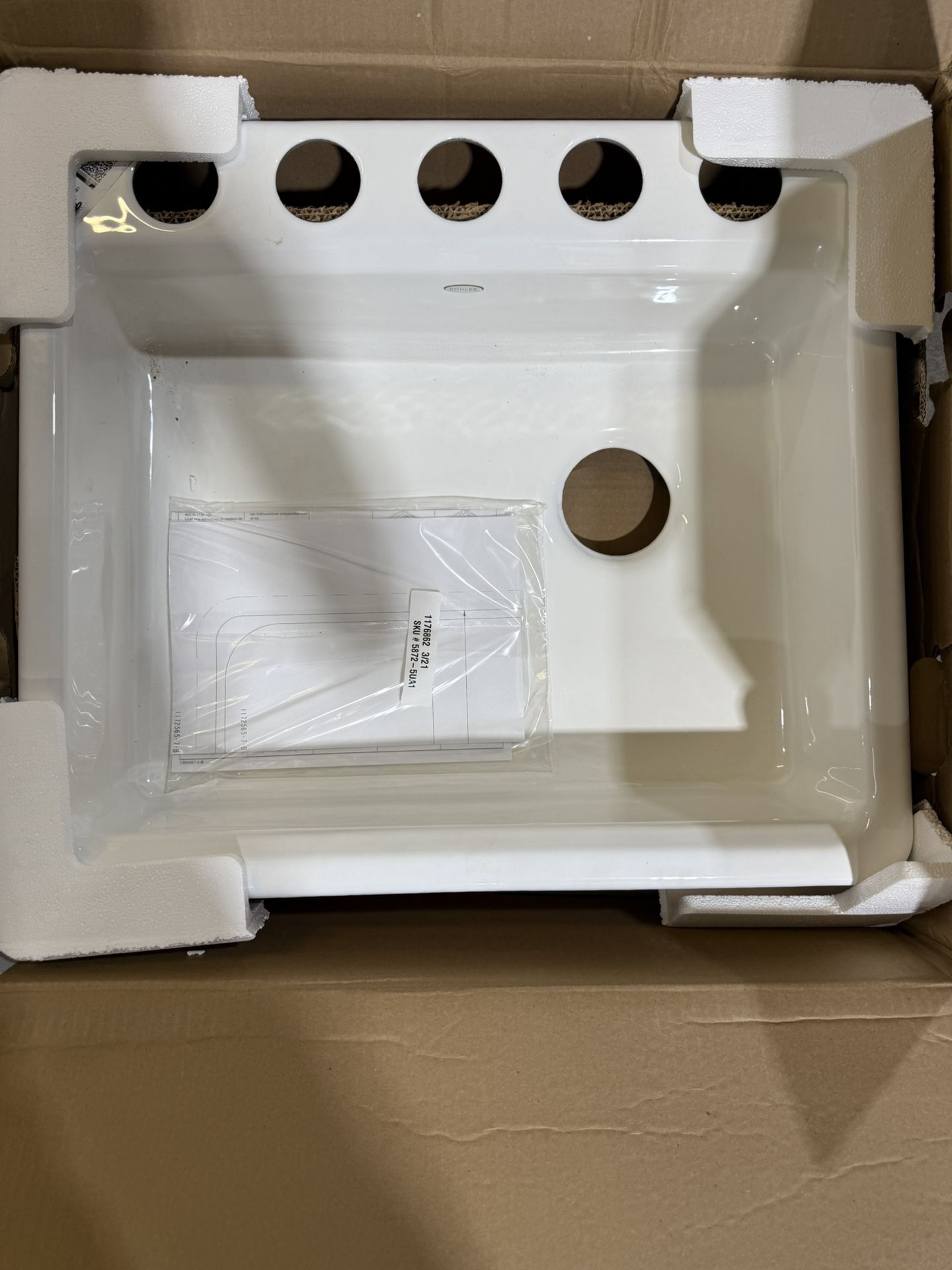 Riverby® 25" undermount single-bowl kitchen sink