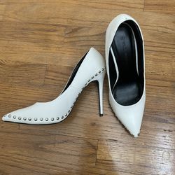 Women’s Heels -size 8