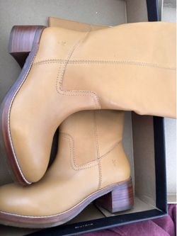 FRYE woman’s boots New