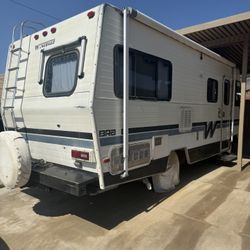 1983 Winnebago RV