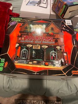 SpookyTown Boo B Traps