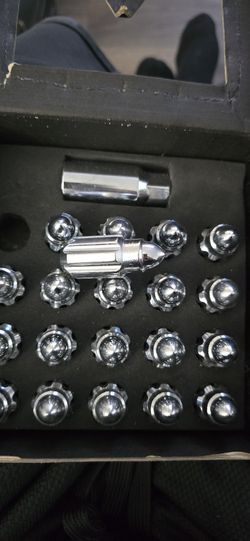 Chrome lug Nuts m12x1.25 bolt thread 20 pcs
