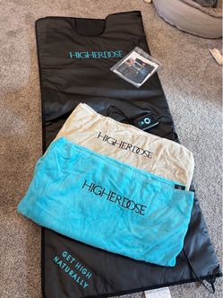 Higher dose sauna blanket with 2 organic towel inserts