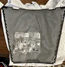 Evotech Radiator Guard