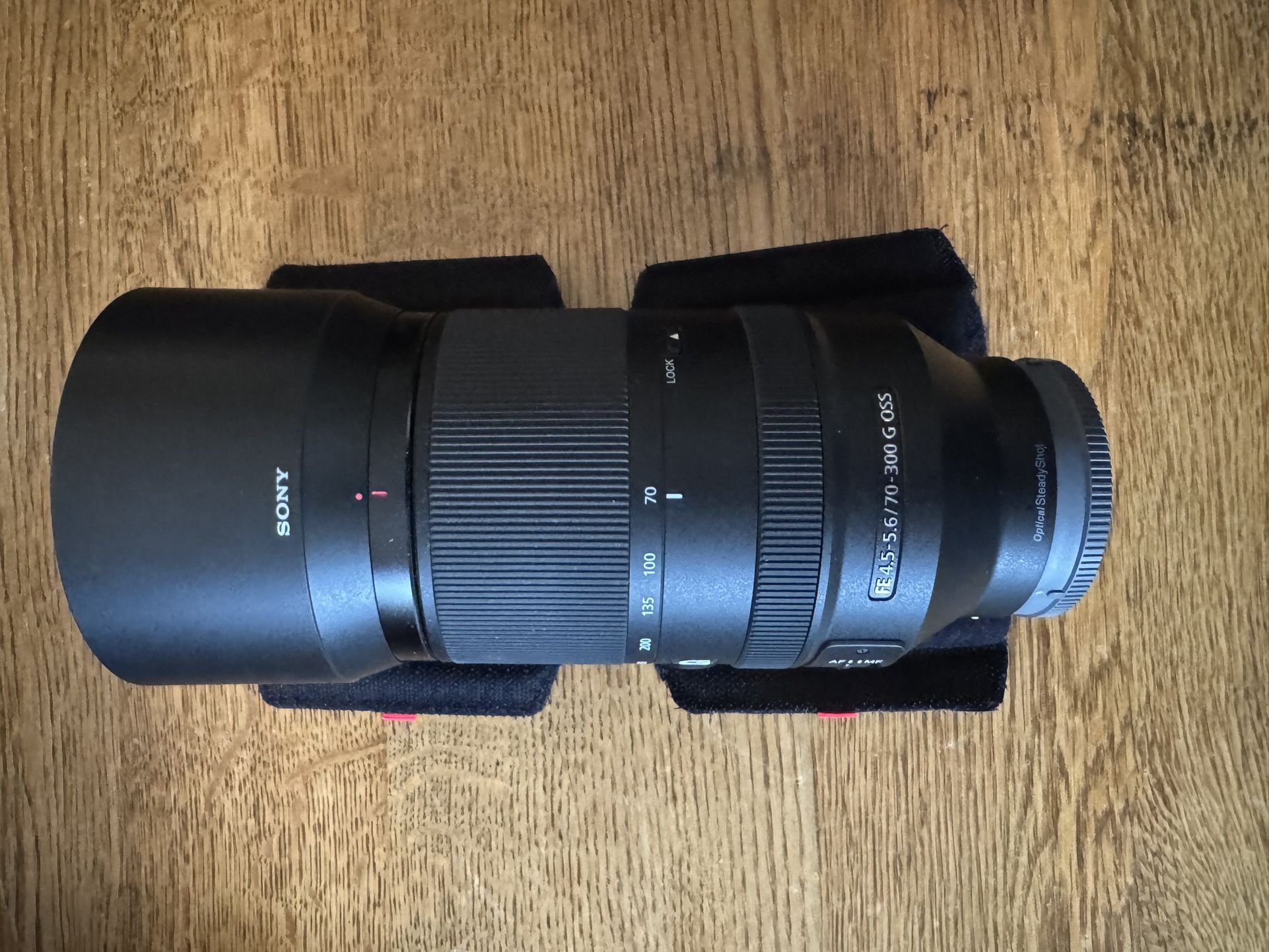 FE 4.5-5.6/70-300 G OSS