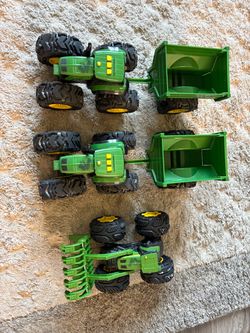 John Deere Monster Treads Tractor Set