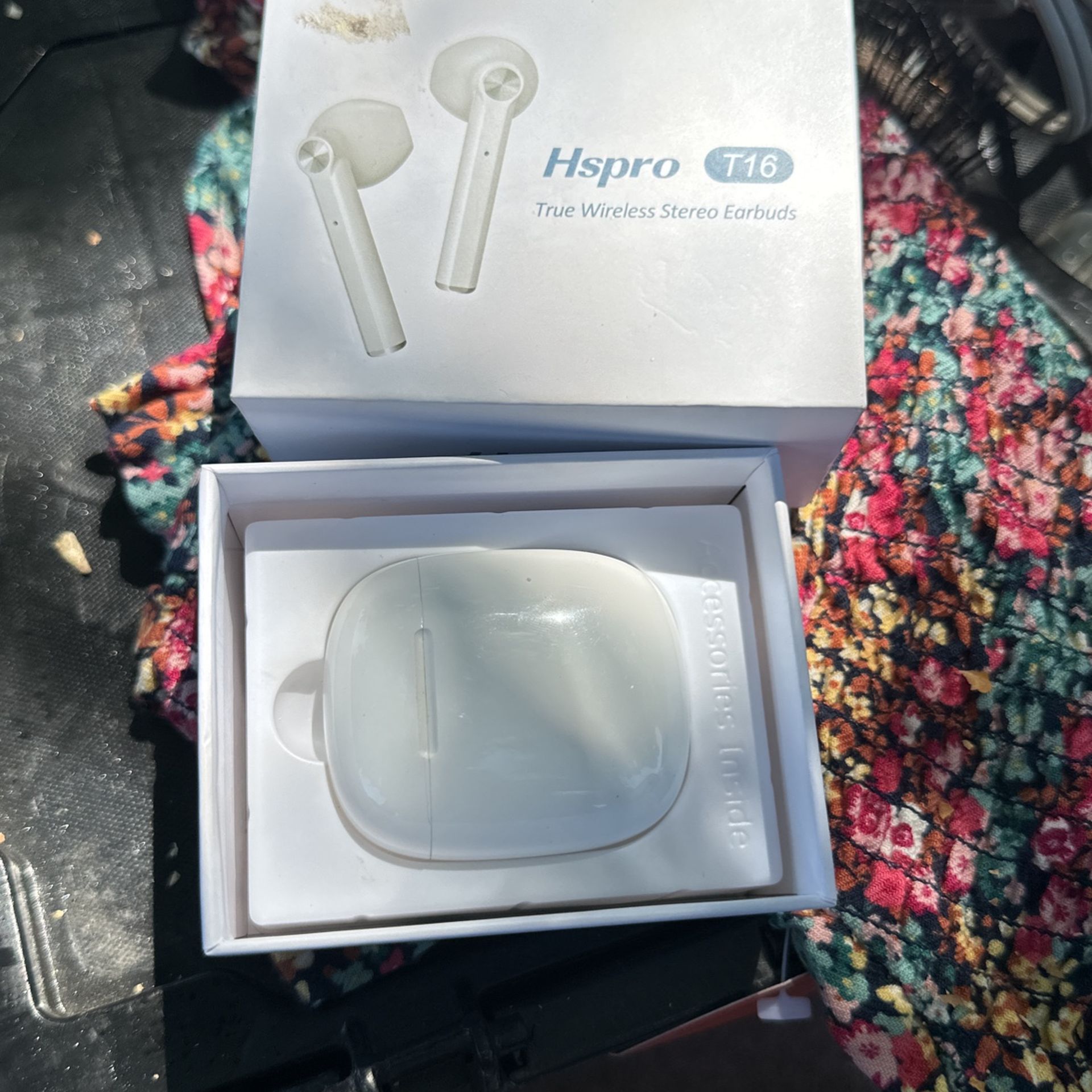 Earbuds