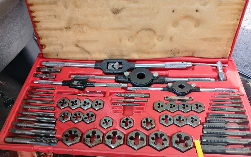 Tap And Dye Set