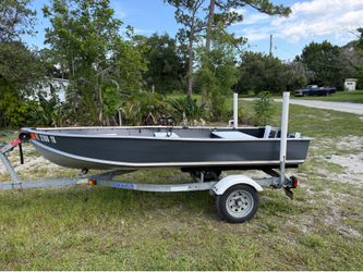 12-foot aluminum boat in great condition.